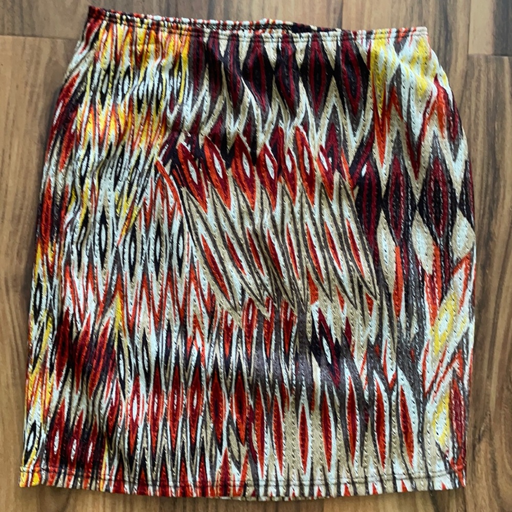 Catch My I SKIRT small Lined 100%  polyester